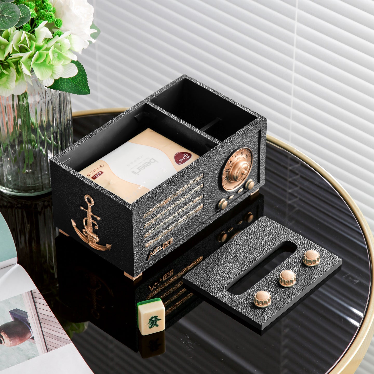 Retro style multifunctional radio tissue box