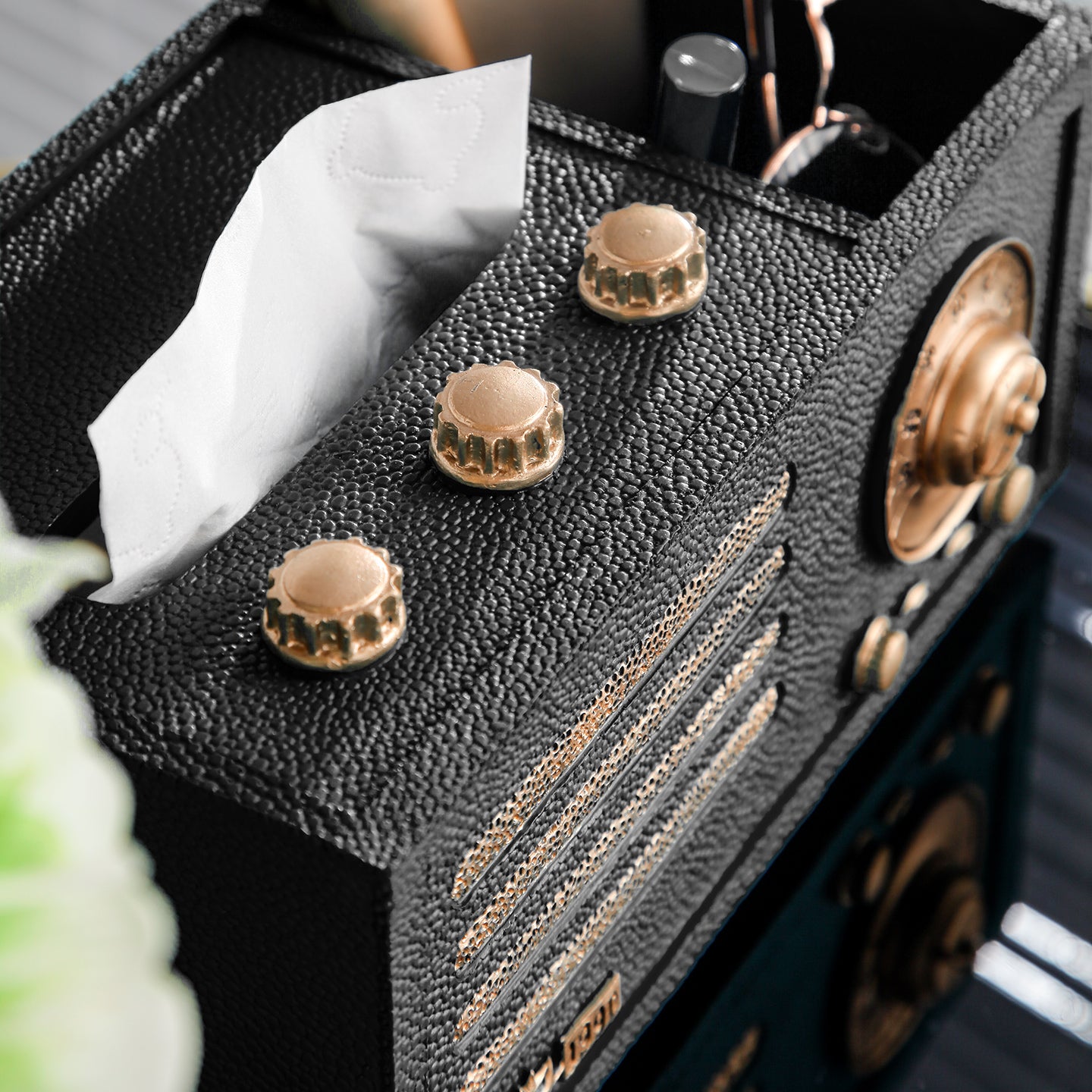 Retro style multifunctional radio tissue box