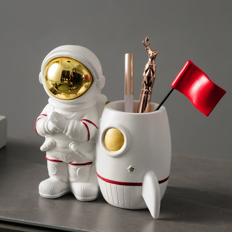 Astronaut Pen Holder