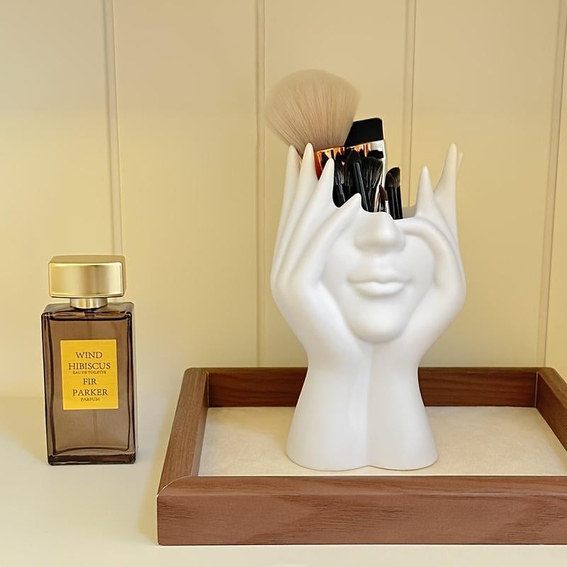 Creative hand-shaped makeup brush holder flower stand🎁
